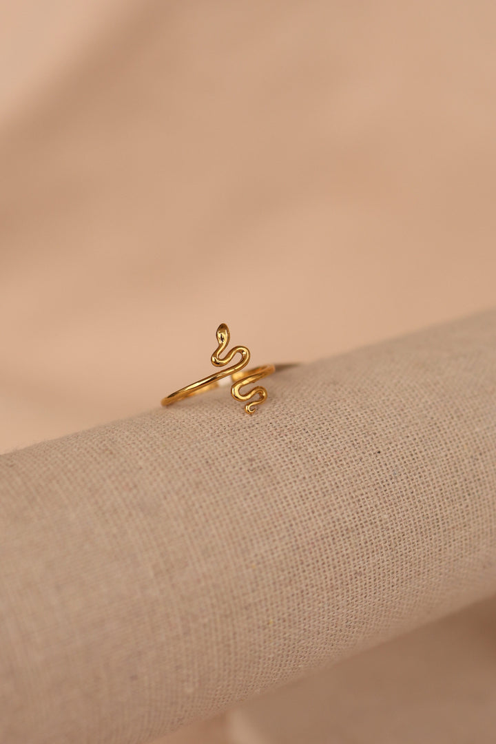 Anillo de acero inoxidable ajustable tallas #7 y #8