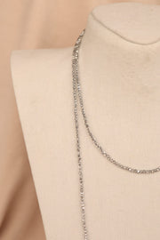 Collar corbatín cristales