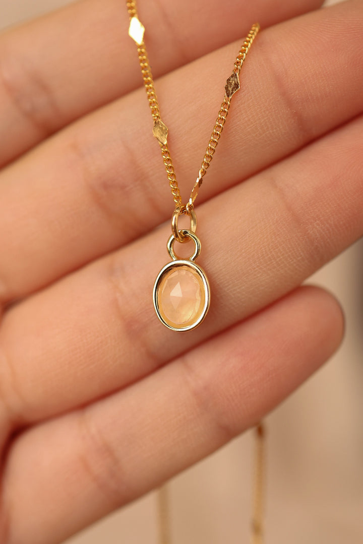Collar chapa de oro con piedra semipreciosa