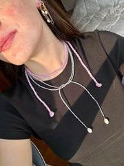 Collar corbatín lila