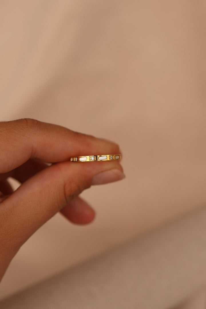 Anillo acero inoxidable con madre perla talla #9