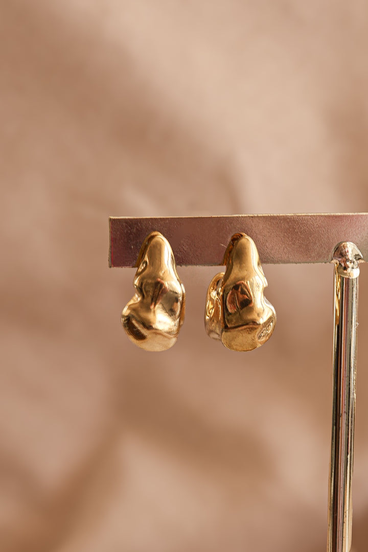 Arete irregular acero inoxidable.