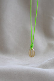 Collar colores conchita chapa de oro