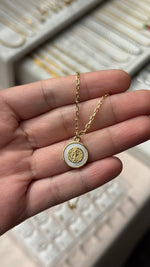 Load image into Gallery viewer, Collar San Benito chapa de oro